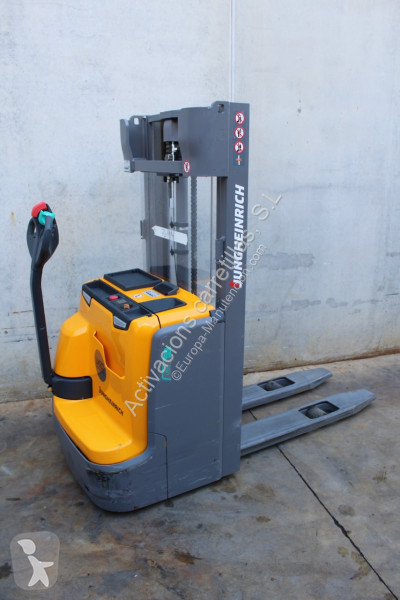 مرفاع شوكي Jungheinrich 250 ZT LI-ION