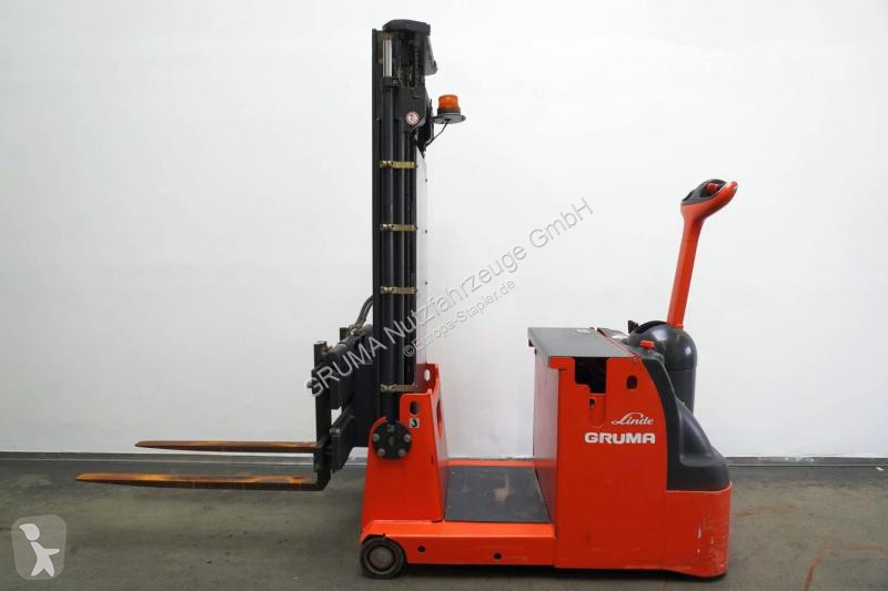 Stohovač Linde  L 10 AC 035