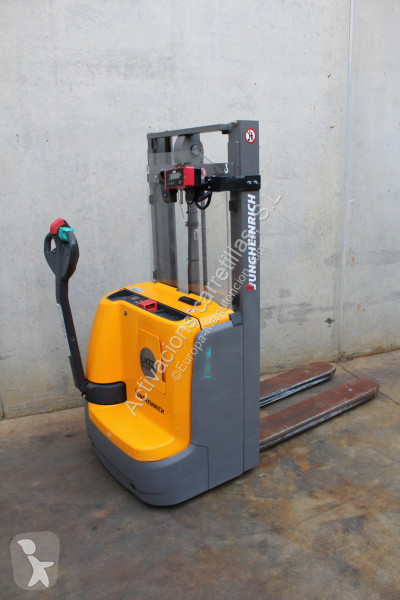 مرفاع شوكي Jungheinrich 250 ZT LI-ION