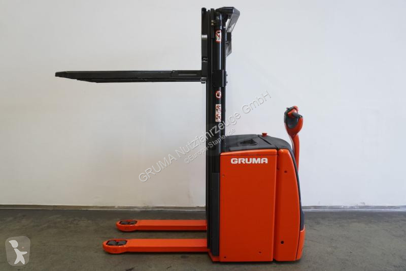 Stacker Linde  L 14 1173