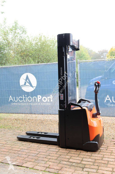 Stacker Toyota L