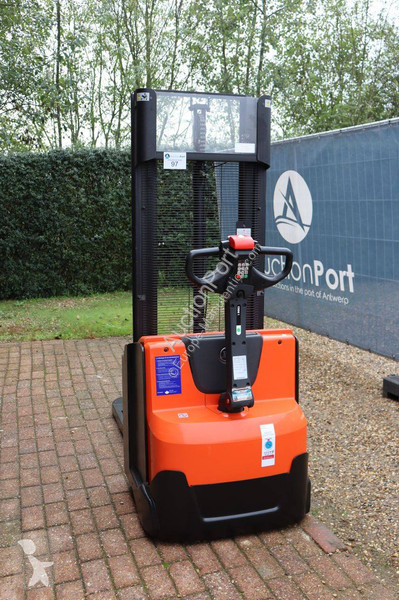 Stacker BT SWE120
