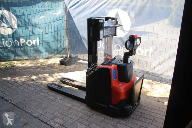 Stacker Toyota SWE200D