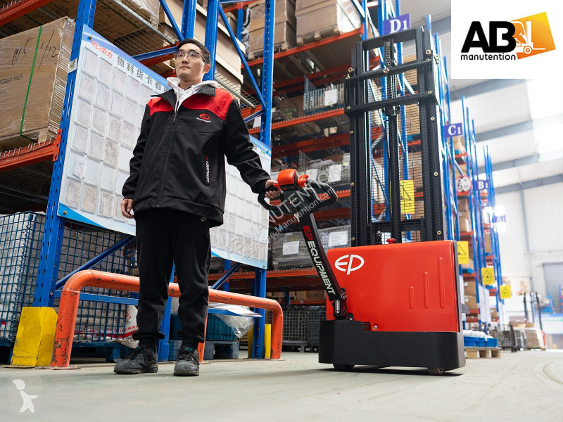 Apilador EP equipment EST122 D2700