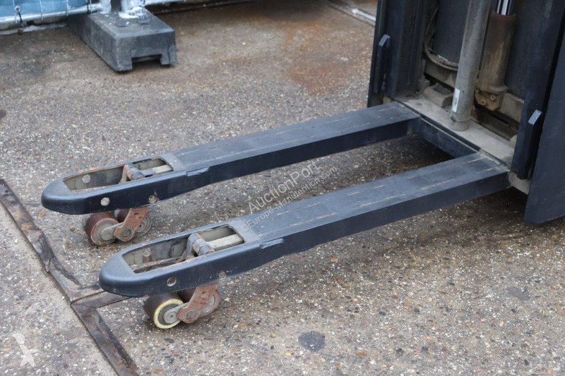 Stacker BT SWE200D