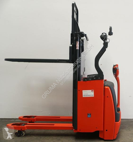Stacker Linde  D 10 1163