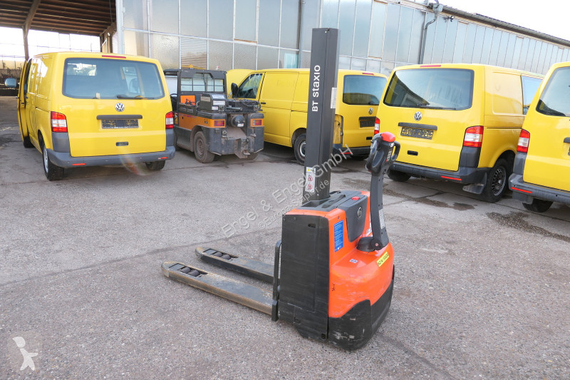 Apilador BT SWE 080L