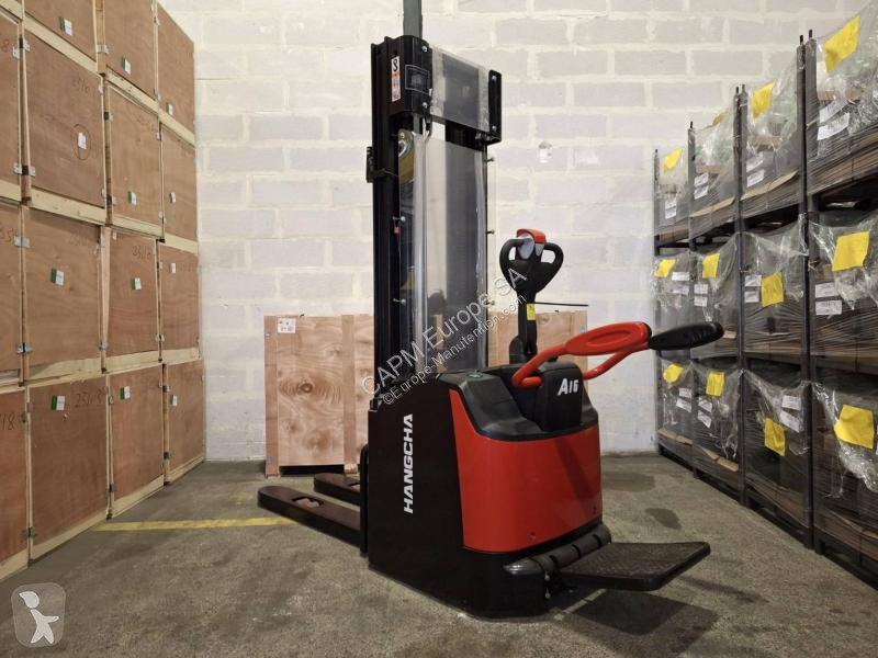 Apilador Hangcha  CDD16-AZ3S
