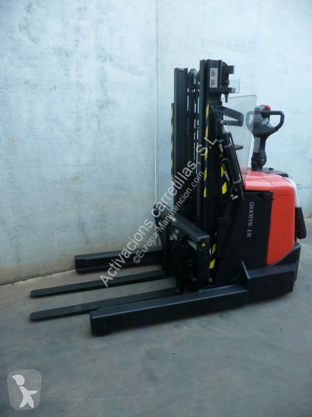 Apilador Toyota SPE 120 XR