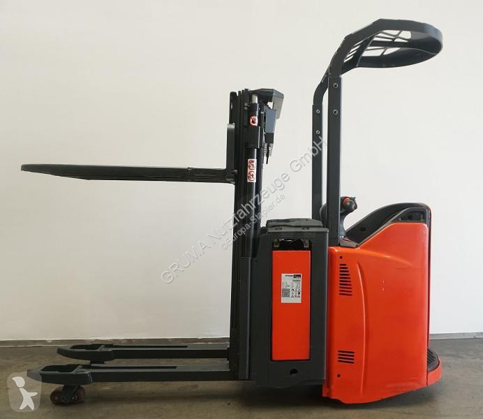 Apilador Linde  D 14 SP 133