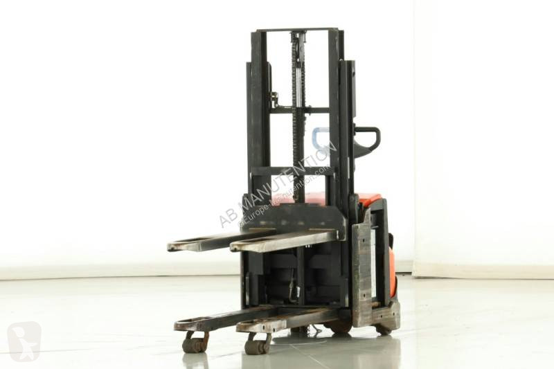Apilador BT SWE-200-D
