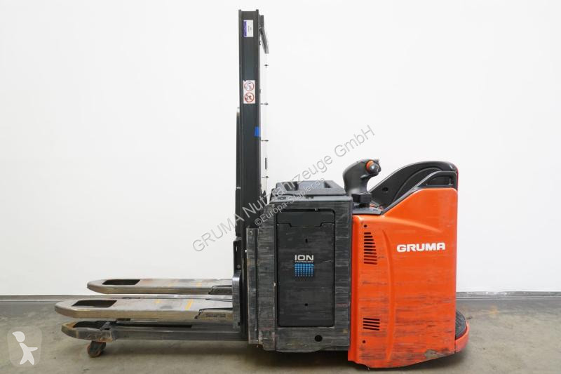 Stohovač Linde  D 12 SP ION 133