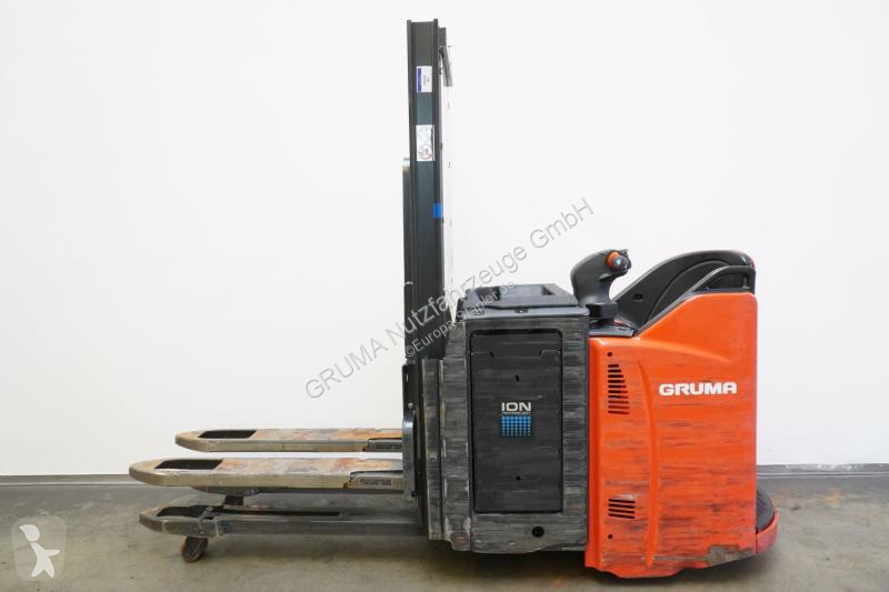 Stohovač Linde  D 12 SP ION 133