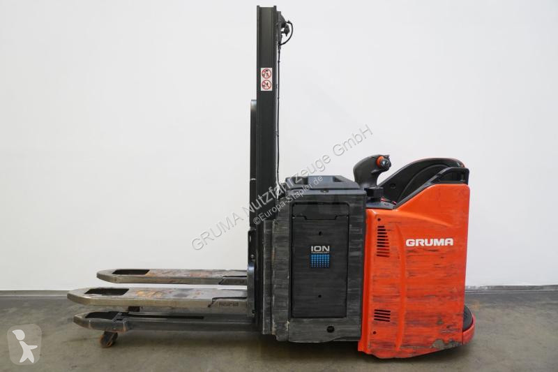 Stohovač Linde  D 12 SP ION 133