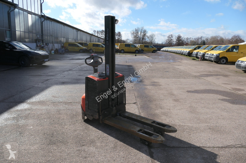 Gerbeur BT SWE 080L