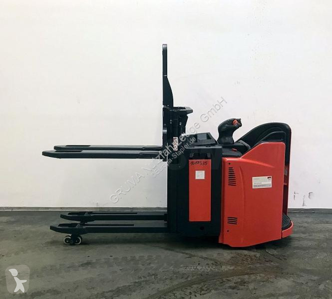 Stohovací zařízení Linde  D 12 HP SP 133