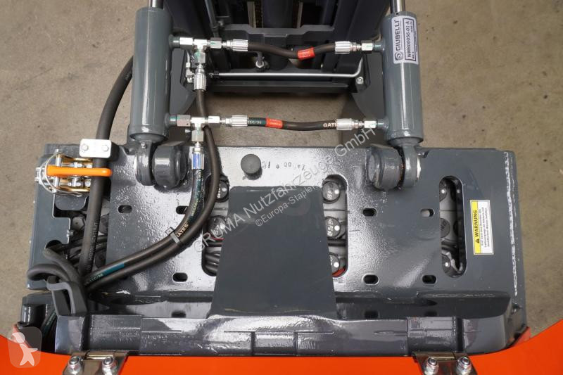 Stohovací zařízení Combilift  CS1250