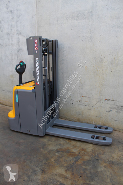 مرفاع شوكي Jungheinrich 212z 250 ZT