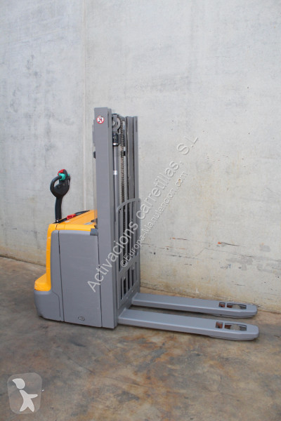 مرفاع شوكي Jungheinrich 112z 270 ZT LI-ION