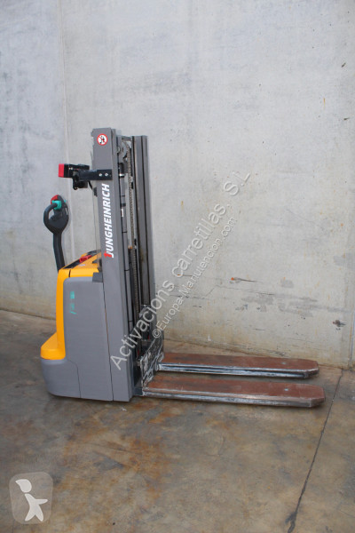 مرفاع شوكي Jungheinrich 250 ZT LI-ION