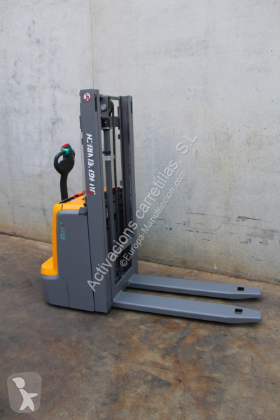 مرفاع شوكي Jungheinrich 250 ZT LI-ION