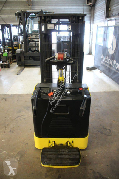 Gerbeur Hyster
