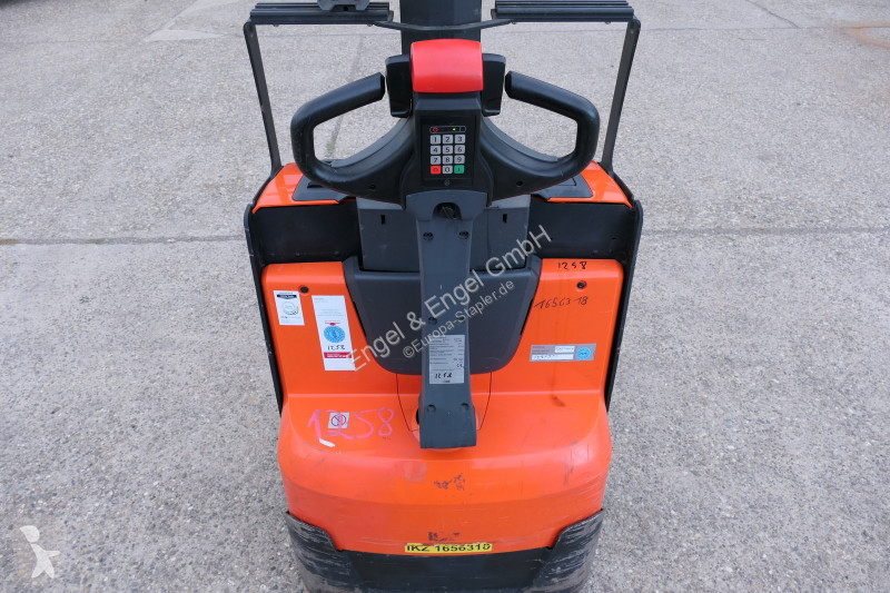 Apilador BT SWE 080L Batterie 06/2025