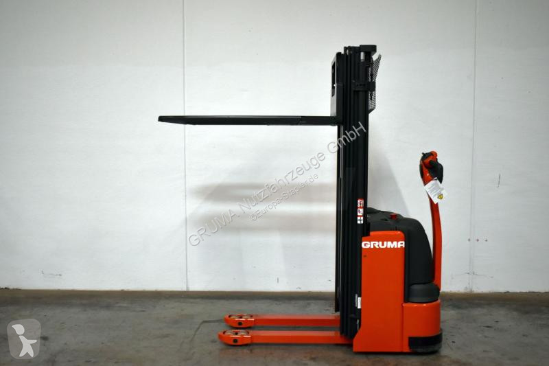 Stacker Linde B 4596-00