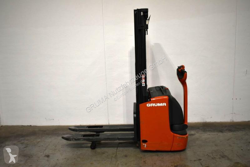 Stacker Linde i 1172