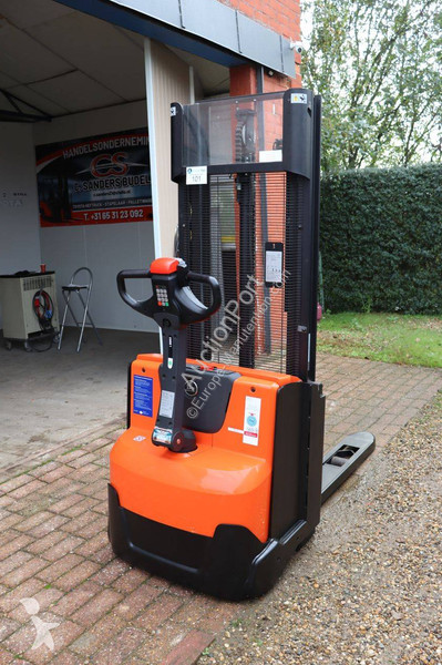 Stacker BT SWE120
