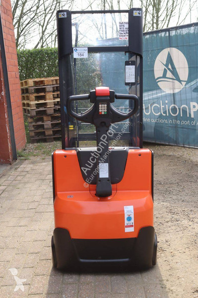 Stacker Toyota BT