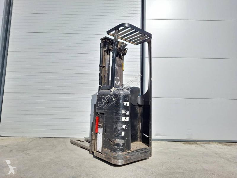 Stacker Caterpillar  NSR16NI