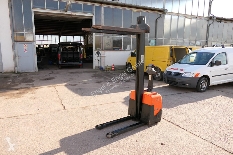 Stacker BT HWE 100 Elektro Batterie 11/2024