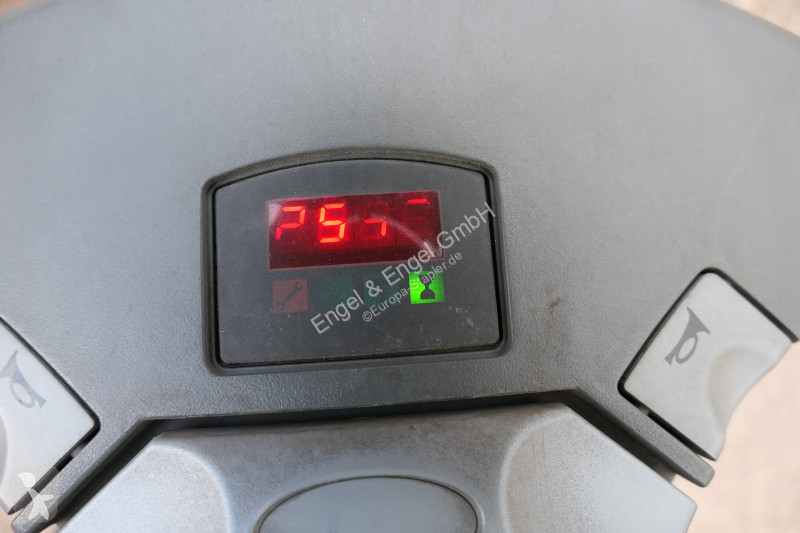 Apilador BT SWE 080L