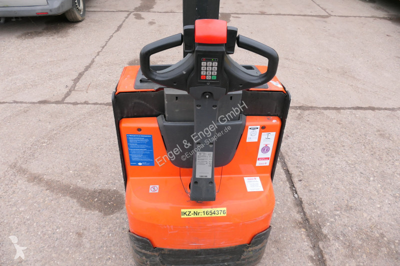 Stacker BT SWE 080L Batterie 01/2016