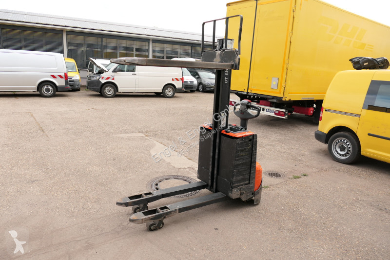 Apilador BT SWE 080L Batterie 30/2016