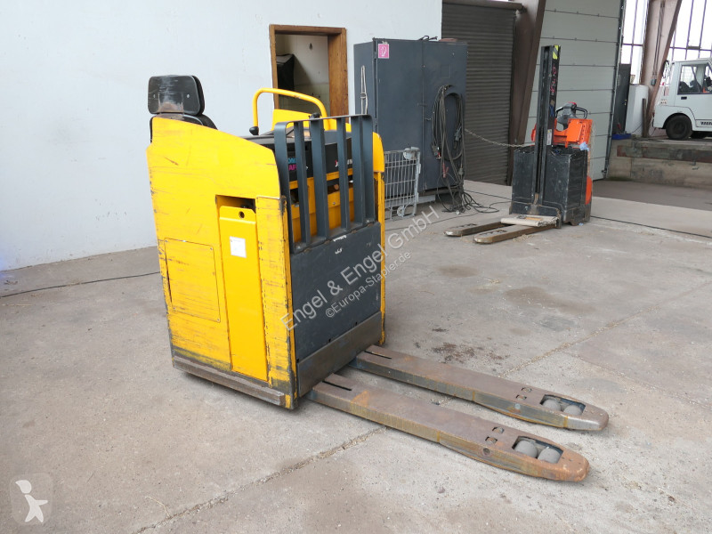 Gerbeur Jungheinrich ESE 220 Batterie 03/2021