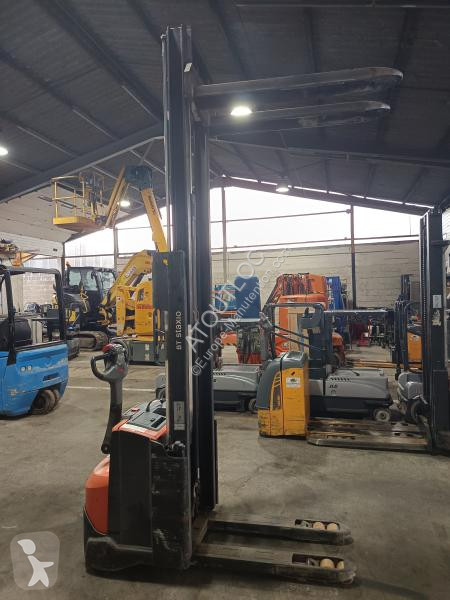 Apilador BT SWE120L