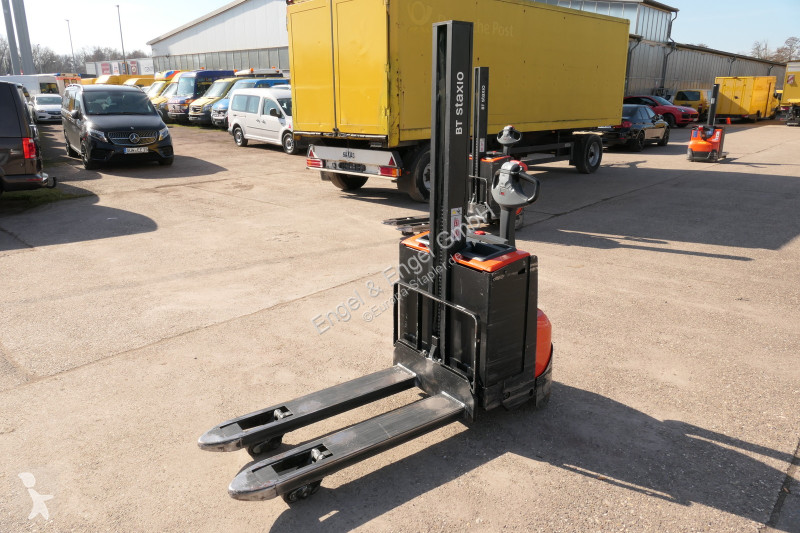Apilador BT SWE 080L
