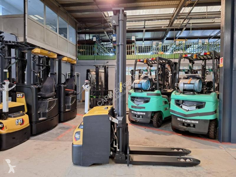 Gerbeur Caterpillar  NSP16NI