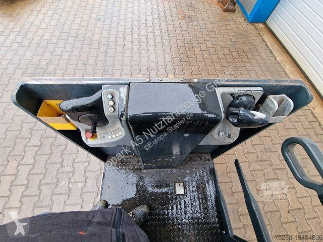 Gerbeur Jungheinrich EKS 310 k Bj 2005 Hochhub...