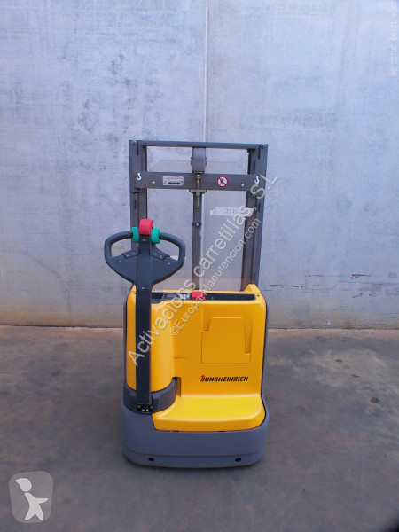 Apilador Jungheinrich 250 ZT
