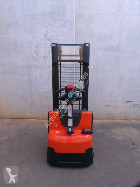 Apilador BT SWE 100