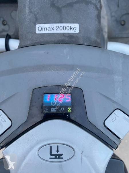 Стакер BT LPE200