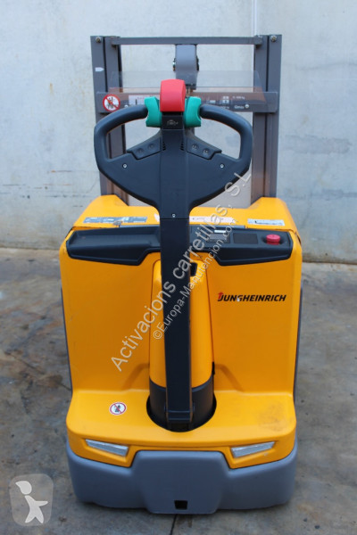 مرفاع شوكي Jungheinrich EJD 222 201 ZT LI-ION