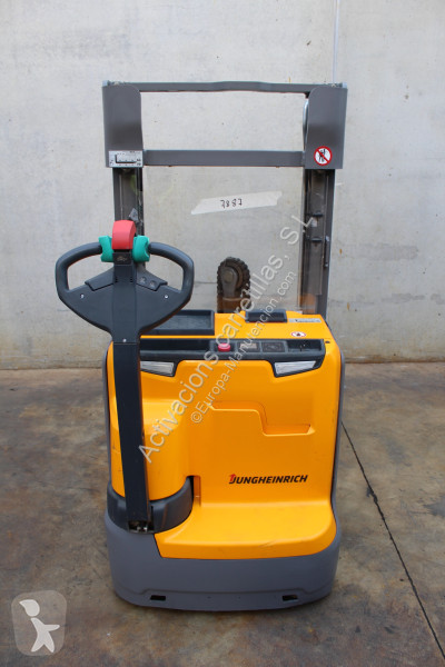 مرفاع شوكي Jungheinrich 250 ZZ