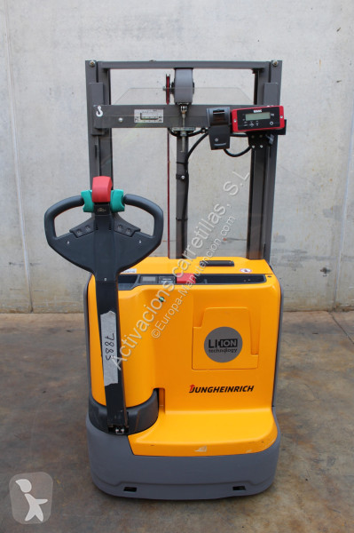 مرفاع شوكي Jungheinrich 250 ZT LI-ION