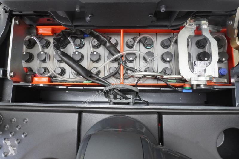 Stohovač Linde  D 12 SP 133