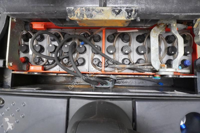 Stohovač Linde  D 12 SP 133