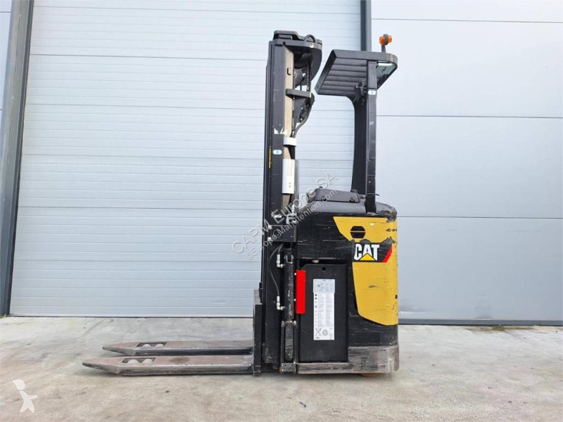 Стакер Caterpillar NSR20N